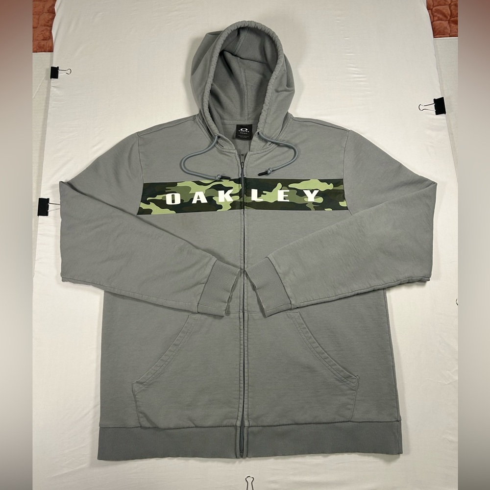 Oakley Men’s Size L Regular Fit Gray Camo Stripe Full Zip Tech Fleece Hoodie